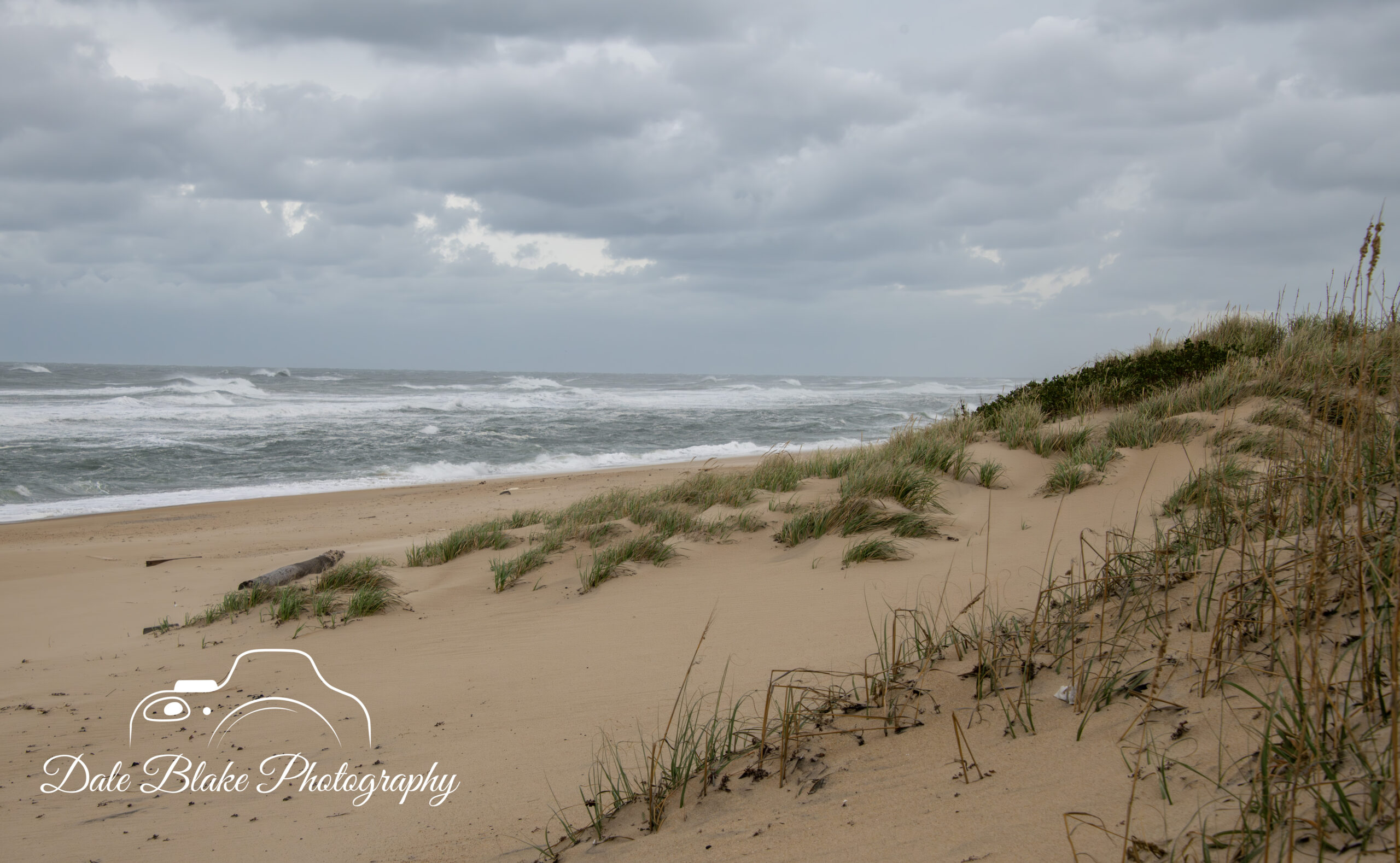 DSC_4765-Stormy Beach-2 (1)
